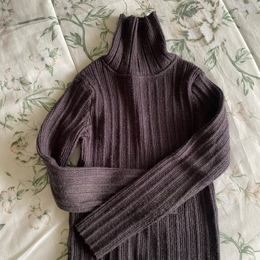 2 sets: Zara kids size 6/7 1 Elegant Gray& 1 blue Turtleneck Sweater - Picture 2 of 5